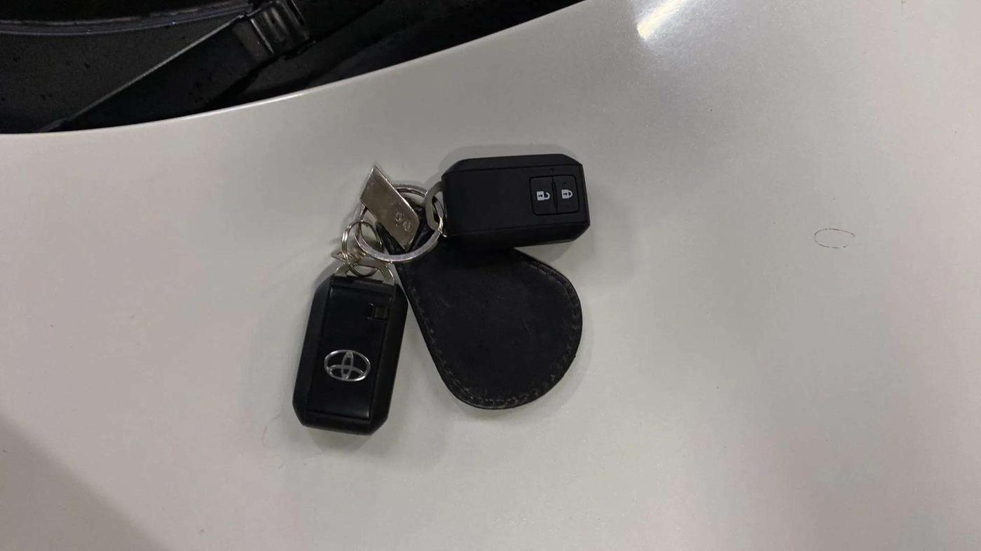 2021 Toyota Glanza G CVT, Petrol, Automatic, 13,203 km, Key Close Up