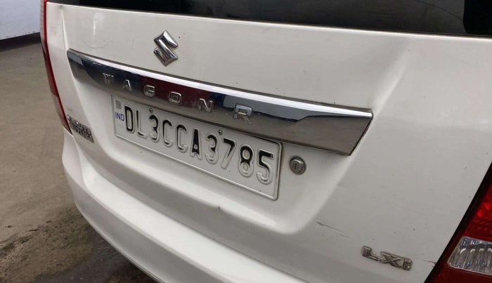 2014 Maruti Wagon R 1.0 LXI CNG, CNG, Manual, 53,940 km, Dicky (Boot door) - Minor scratches