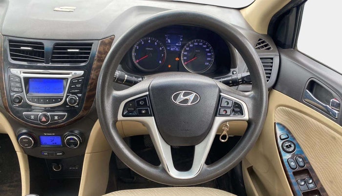 2014 Hyundai Verna FLUIDIC 1.6 VTVT SX, Petrol, Manual, 60,880 km, Steering Wheel Close Up