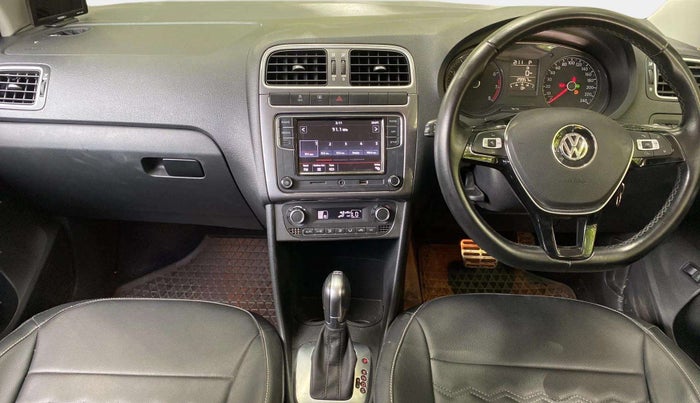 2019 Volkswagen Vento HIGHLINE PLUS 1.2 AT, Petrol, Automatic, 30,090 km, Dashboard