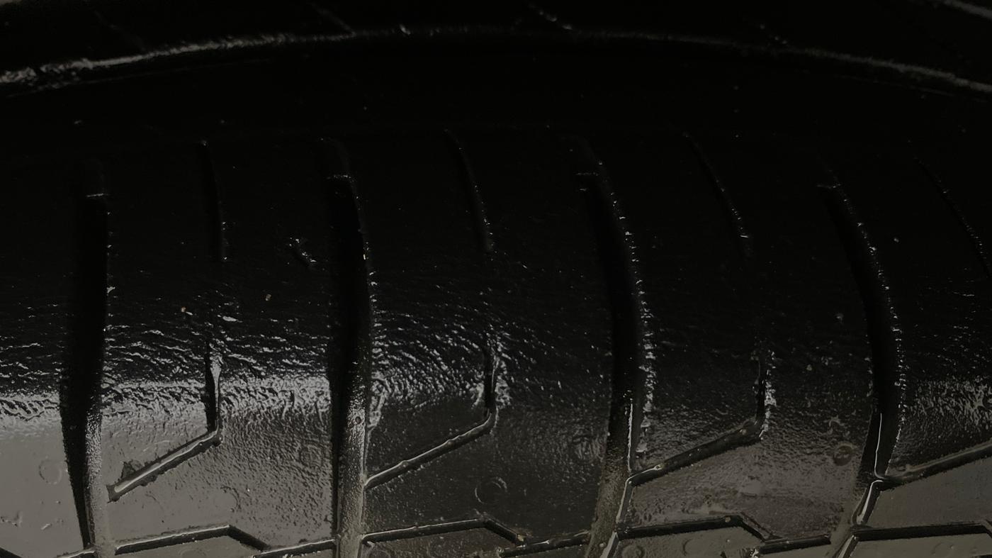 2021 Hyundai ALCAZAR PRESTIGE (O) 6STR 2.0 AT, Petrol, Automatic, 43,802 km, Right Front Tyre Tread