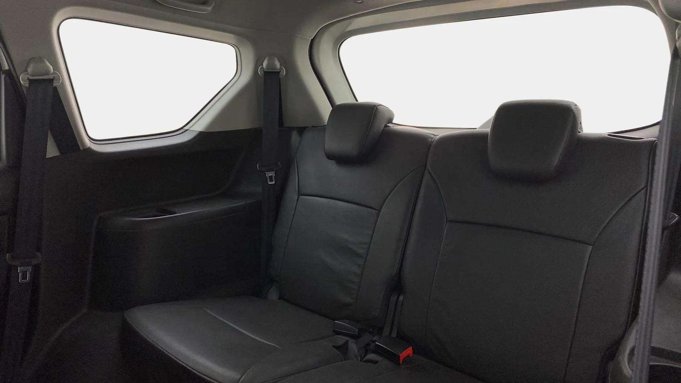 2022 Maruti XL6 ALPHA MT, CNG, Manual, 20,804 km, Third Seat Row ( optional )