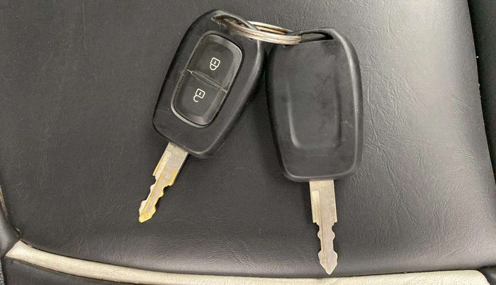 2022 Renault Kwid CLIMBER MT 1.0, Petrol, Manual, 17,507 km, Key Close Up