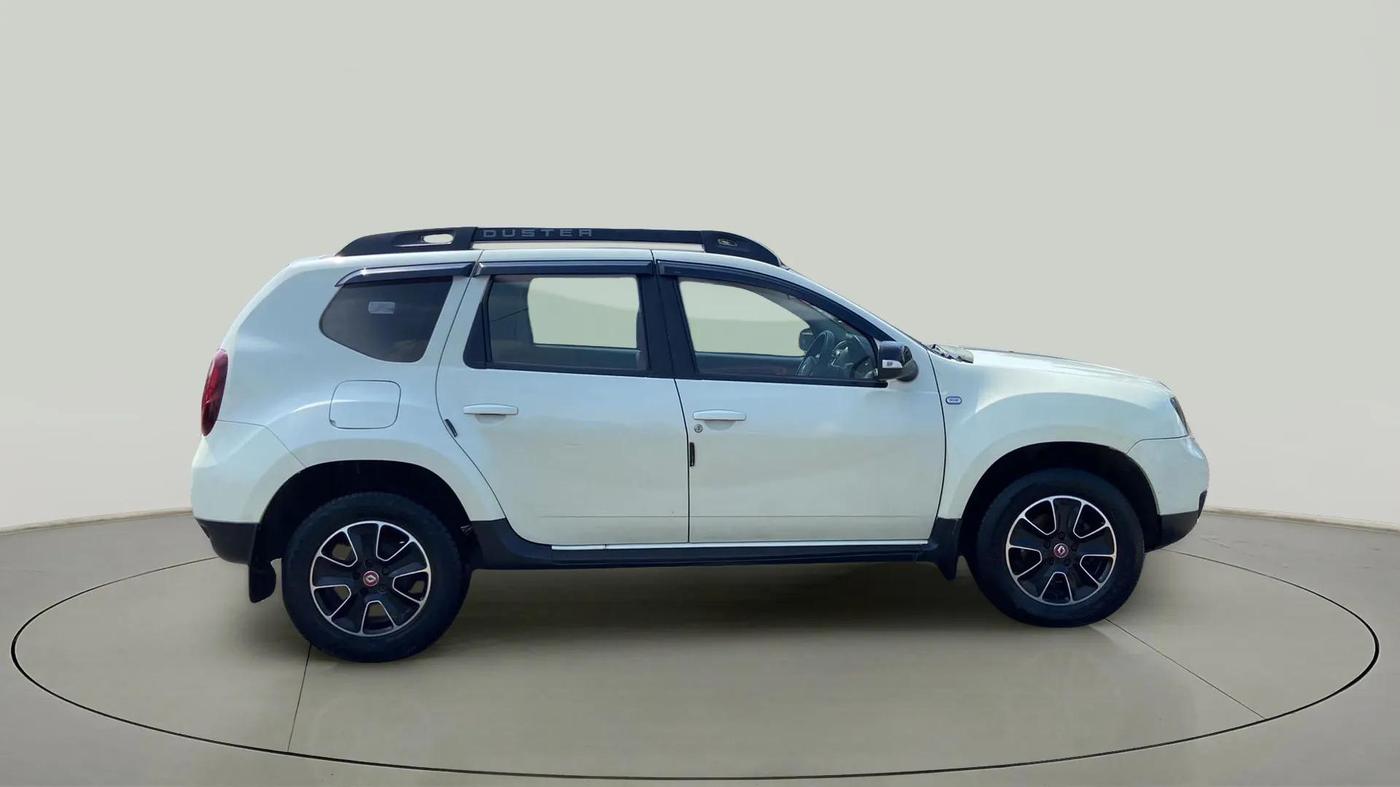 2016 Renault Duster 85 PS RXS MT DIESEL, Diesel, Manual, 58,474 km, Right Side View