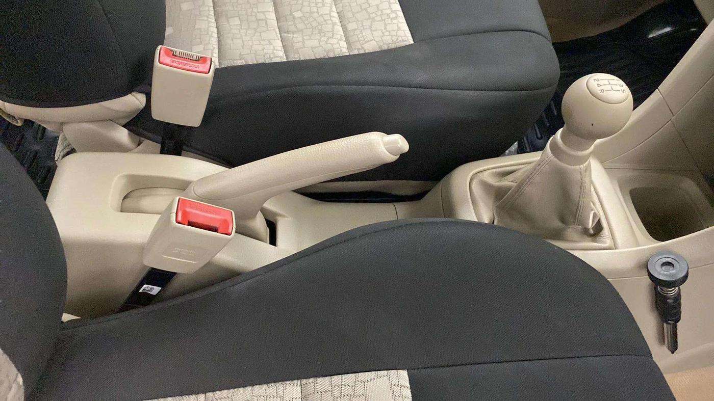2021 Maruti Swift Dzire TOUR S-CNG, CNG, Manual, 44,783 km, Gear Lever