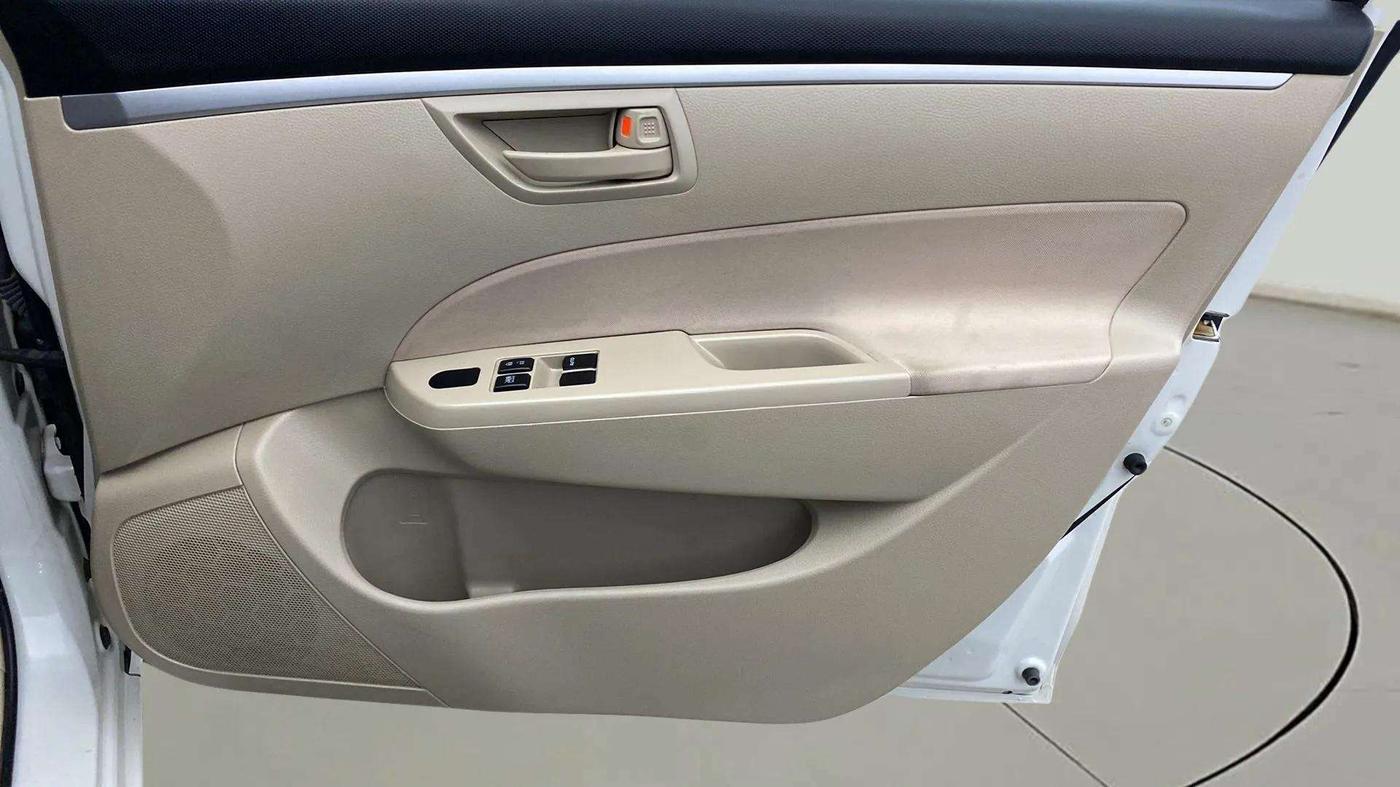 2021 Maruti Swift Dzire TOUR S-CNG, CNG, Manual, 44,783 km, Driver Side Door Panels Control