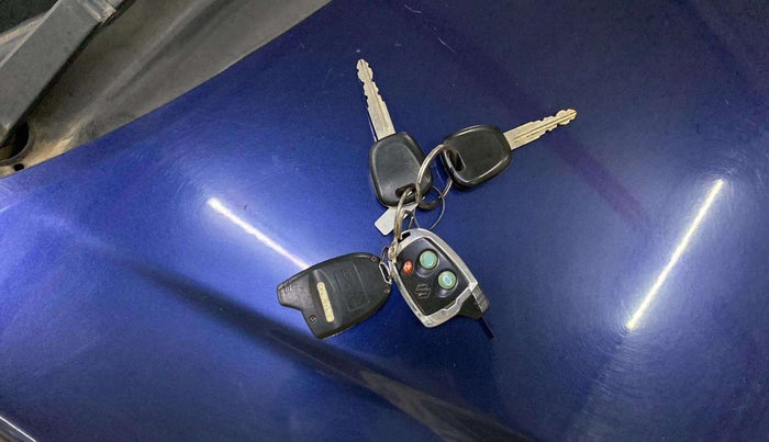 2018 Maruti Wagon R 1.0 LXI CNG, CNG, Manual, 54,648 km, Key Close Up