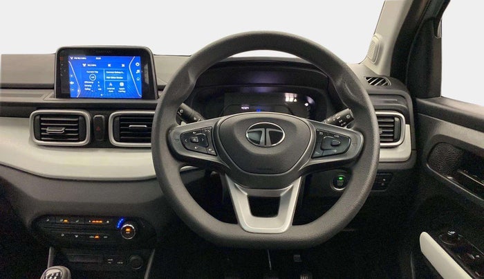2024 Tata PUNCH ACCOMPLISHED SUNROOF MT, Petrol, Manual, 8,519 km, Steering Wheel Close Up