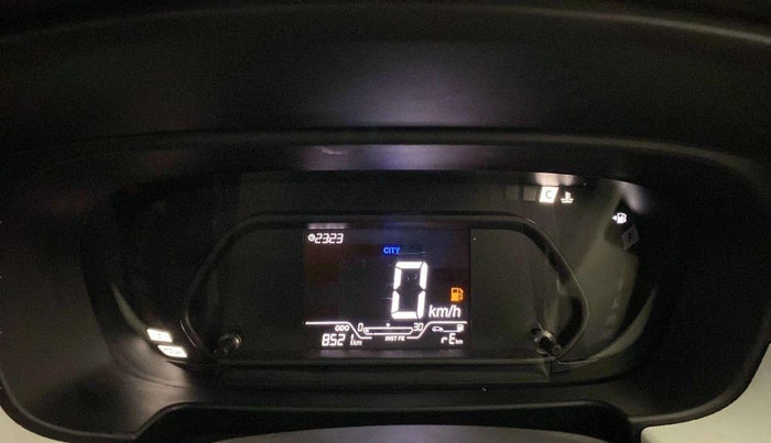 2024 Tata PUNCH ACCOMPLISHED SUNROOF MT, Petrol, Manual, 8,519 km, Odometer Image