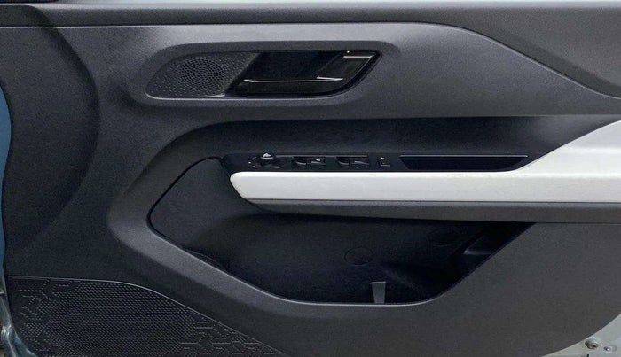 2024 Tata PUNCH ACCOMPLISHED SUNROOF MT, Petrol, Manual, 8,519 km, Driver Side Door Panels Control