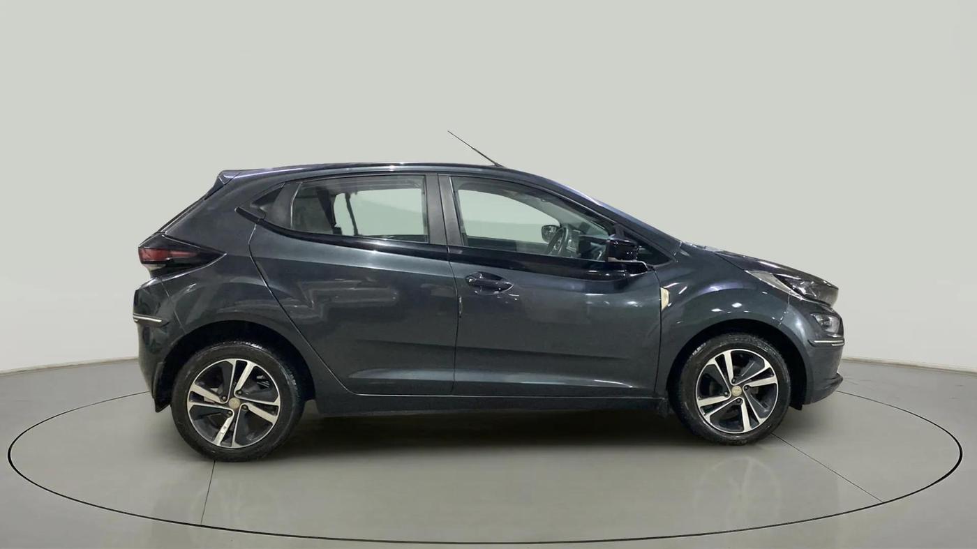2020 Tata ALTROZ XZ PETROL, Petrol, Manual, 17,935 km, Right Side View