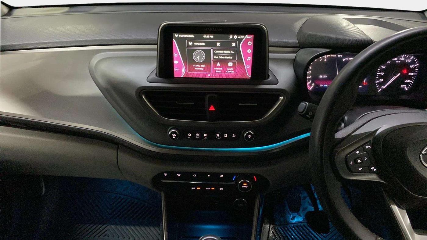 2020 Tata ALTROZ XZ PETROL, Petrol, Manual, 17,935 km, Air Conditioner