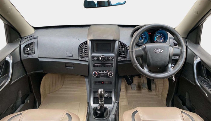 2018 Mahindra XUV500 W5, Diesel, Manual, 48,839 km, Dashboard