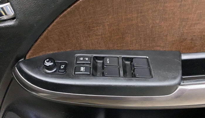 2019 Maruti Baleno DELTA PETROL 1.2, CNG, Manual, 72,052 km, Right front window switch / handle - Master window function not working