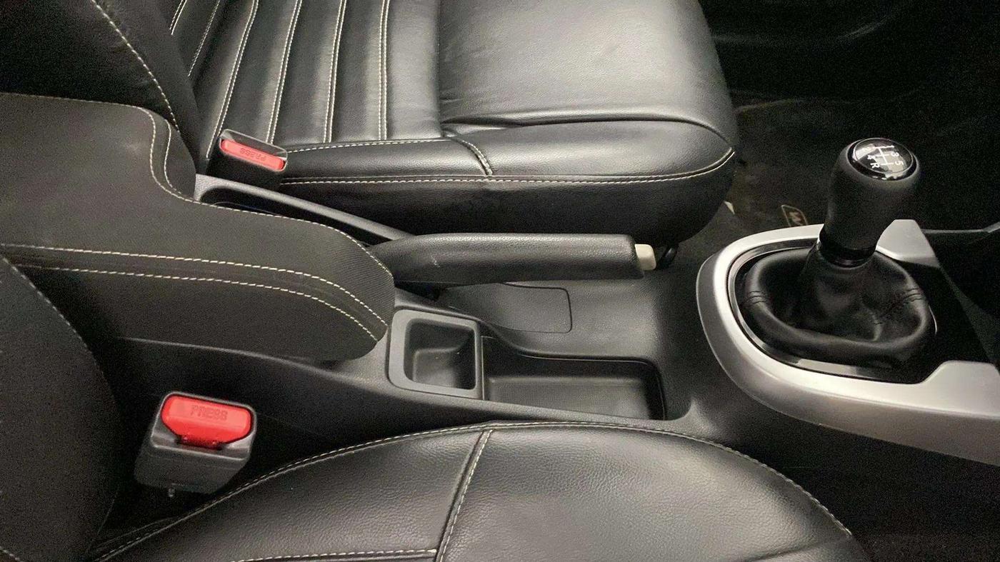2018 Honda WR-V 1.2L I-VTEC VX MT, Petrol, Manual, 18,752 km, Gear Lever