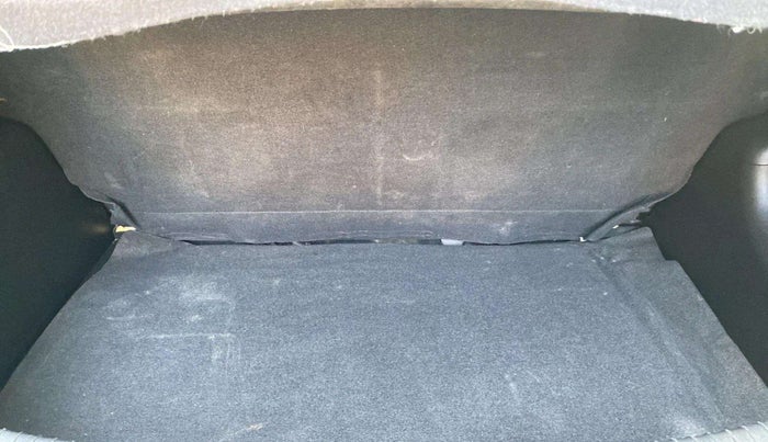 2019 Hyundai Grand i10 MAGNA 1.2 KAPPA VTVT, Petrol, Manual, 51,716 km, Boot Inside