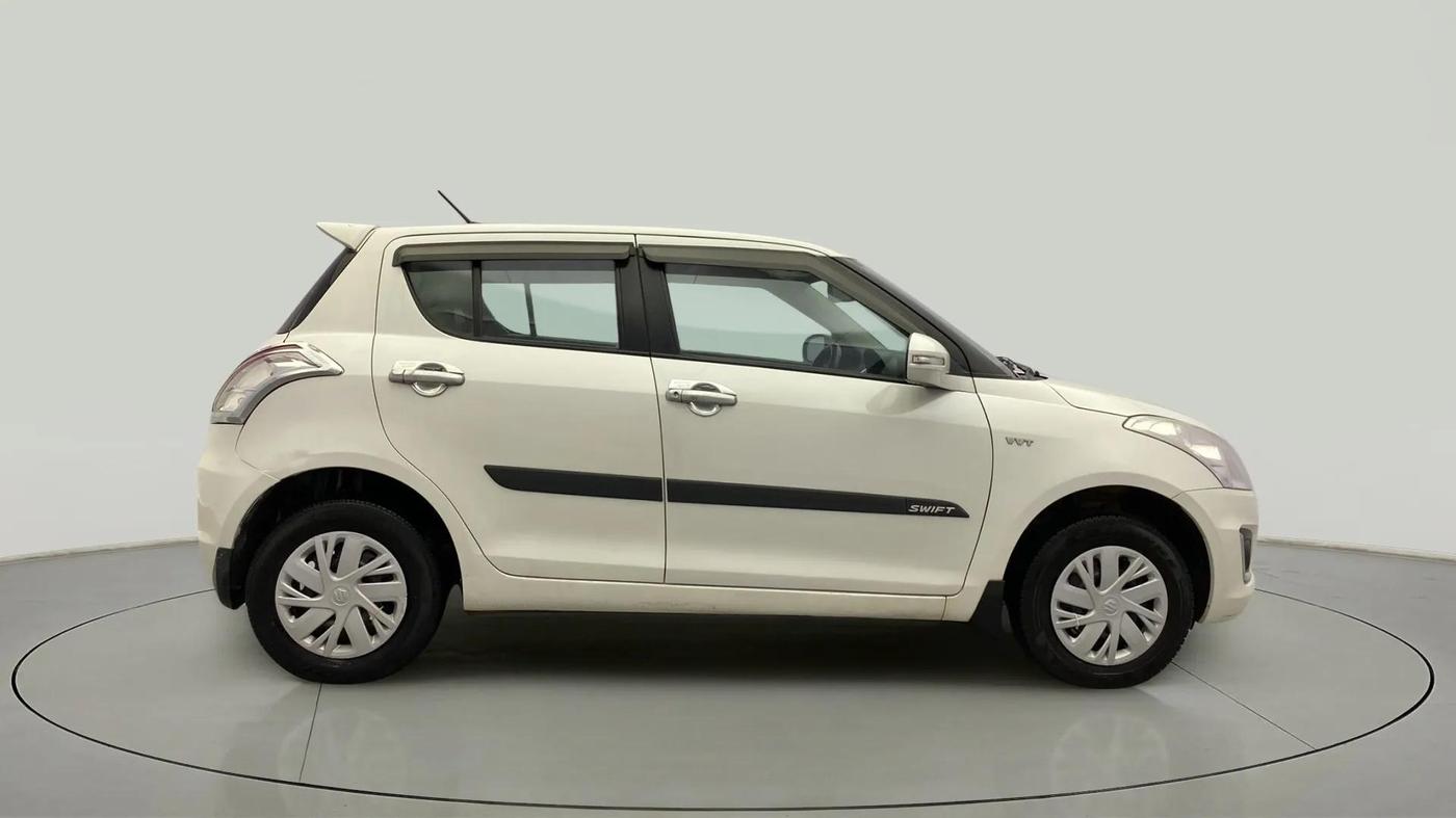 2016 Maruti Swift VXI O, Petrol, Manual, 34,408 km, Right Side View