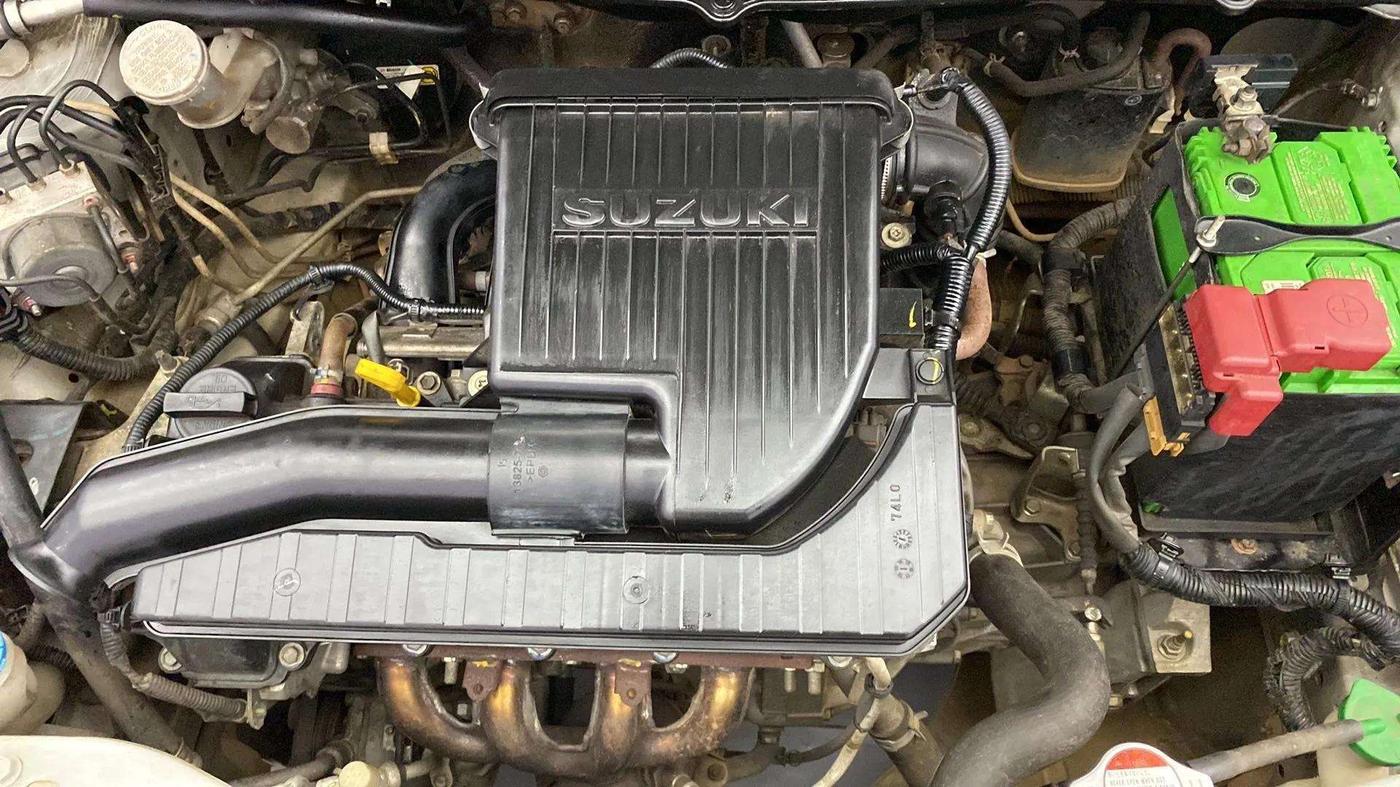 2016 Maruti Swift VXI O, Petrol, Manual, 34,408 km, Open Bonet