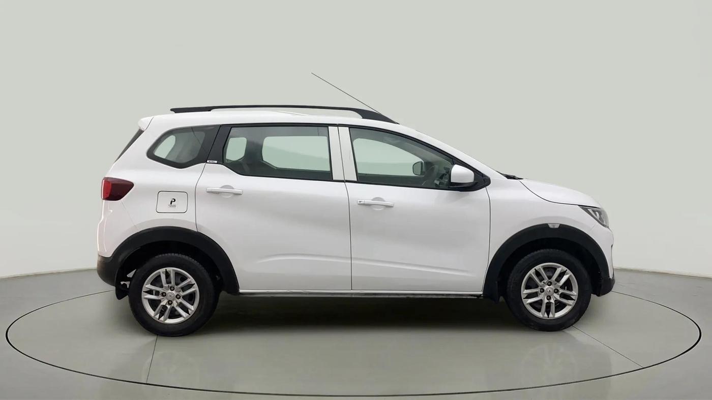 2020 Renault TRIBER RXL AMT, Petrol, Automatic, 27,433 km, Right Side View