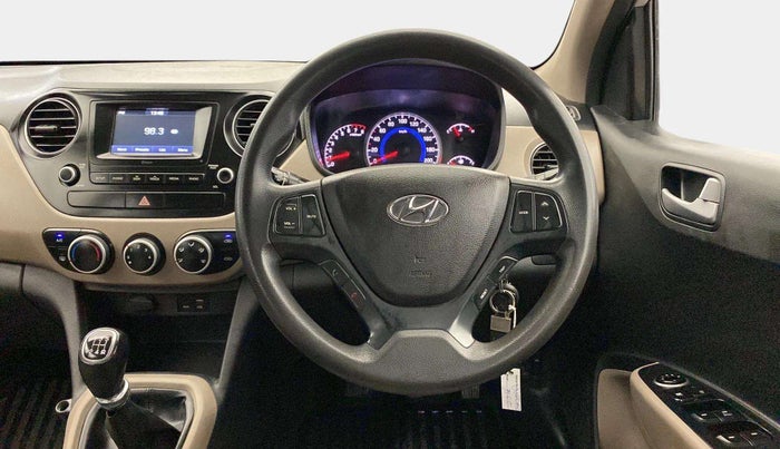 2017 Hyundai Grand i10 SPORTZ 1.2 KAPPA VTVT, Petrol, Manual, 39,425 km, Steering Wheel Close Up