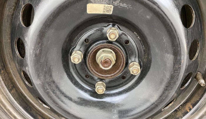 2021 Tata ALTROZ XT PETROL, Petrol, Manual, 15,099 km, Left front tyre - Minor crack