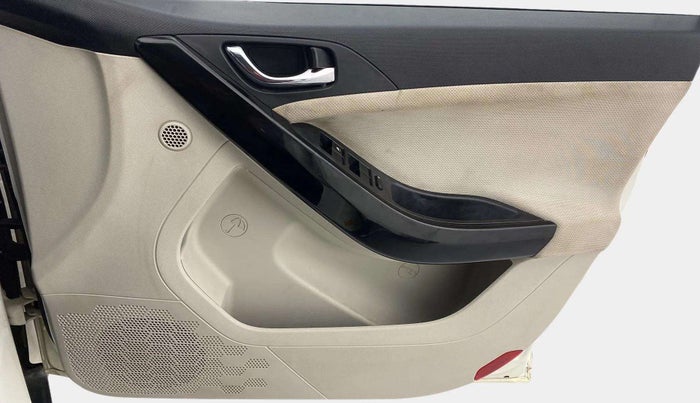2020 Tata NEXON XZ PLUS PETROL, Petrol, Manual, 89,503 km, Driver Side Door Panels Control
