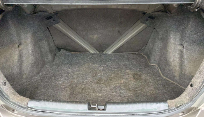 2015 Honda Amaze 1.2L I-VTEC S, Petrol, Manual, 1,16,519 km, Boot Inside