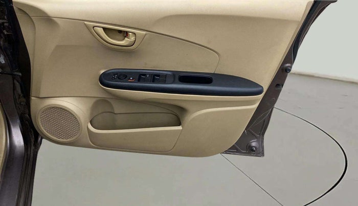 2015 Honda Amaze 1.2L I-VTEC S, Petrol, Manual, 1,16,519 km, Driver Side Door Panels Control