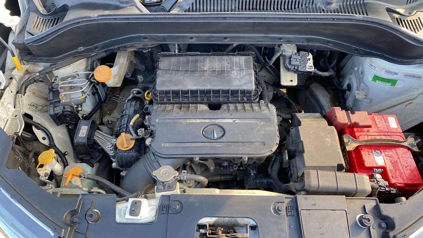 2021 Tata PUNCH CREATIVE  1.2 RTN DUAL TONE, Petrol, Manual, 29,916 km, Open Bonet