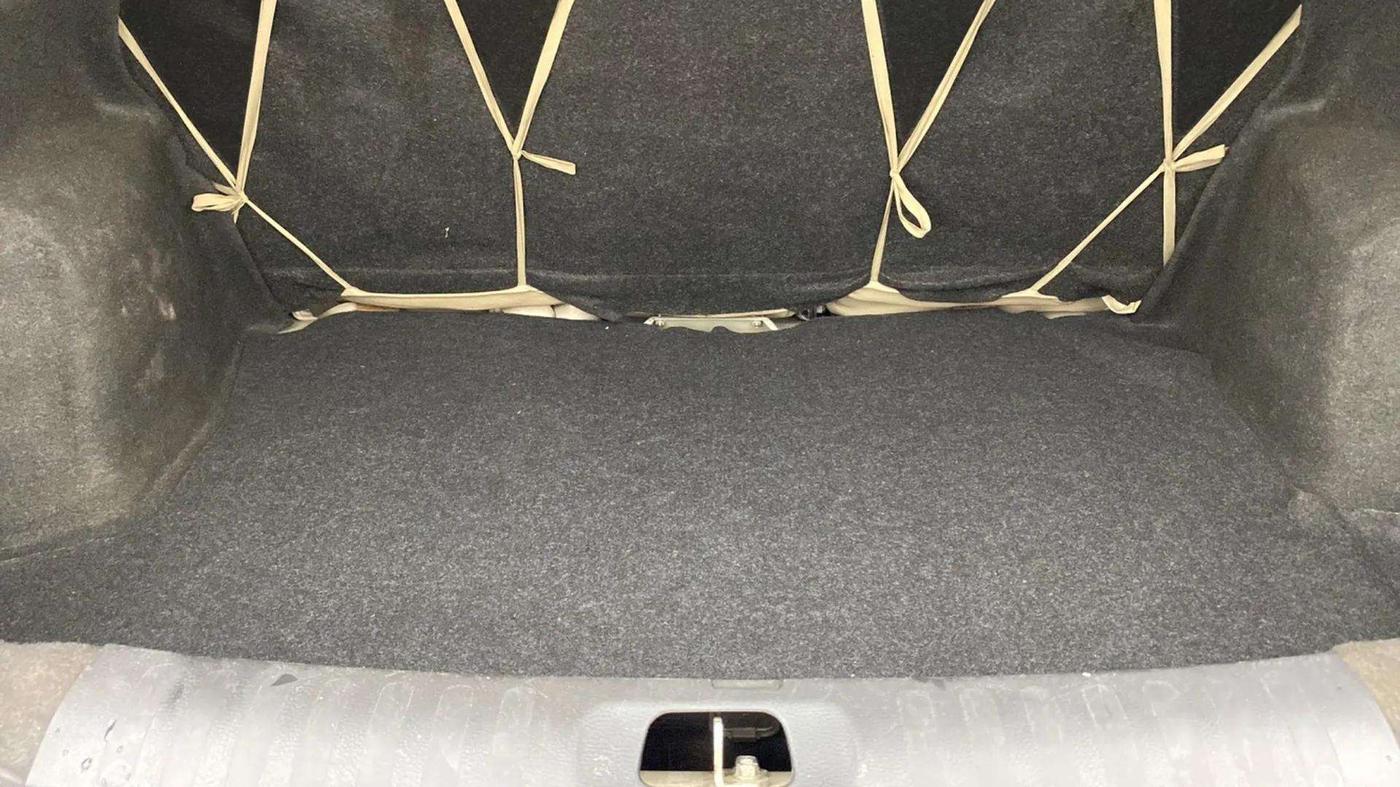 2015 Maruti Swift Dzire ZXI, Petrol, Manual, 76,281 km, Boot Inside