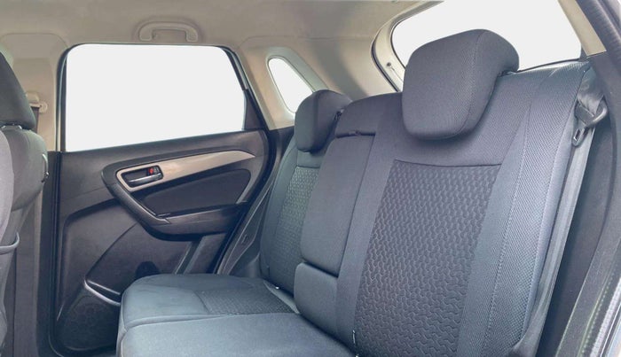 2019 Maruti Vitara Brezza ZDI, Diesel, Manual, 60,398 km, Right Side Rear Door Cabin