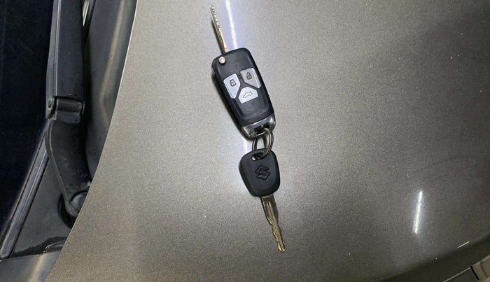 2019 Maruti New Wagon-R LXI CNG 1.0, CNG, Manual, 73,643 km, Key Close Up