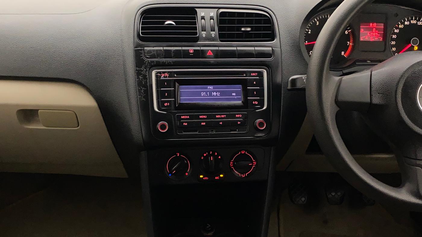 2014 Volkswagen Polo COMFORTLINE 1.2L, Petrol, Manual, 61,656 km, Air Conditioner