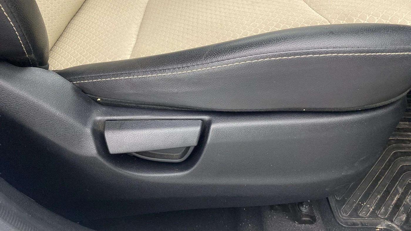 2019 Hyundai NEW SANTRO SPORTZ MT, Petrol, Manual, 25,077 km, Driver Side Adjustment Panel