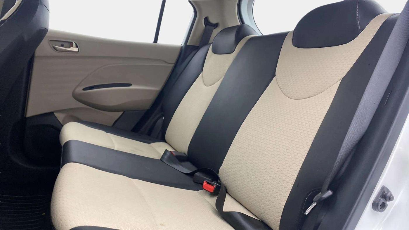 2019 Hyundai NEW SANTRO SPORTZ MT, Petrol, Manual, 25,077 km, Right Side Rear Door Cabin