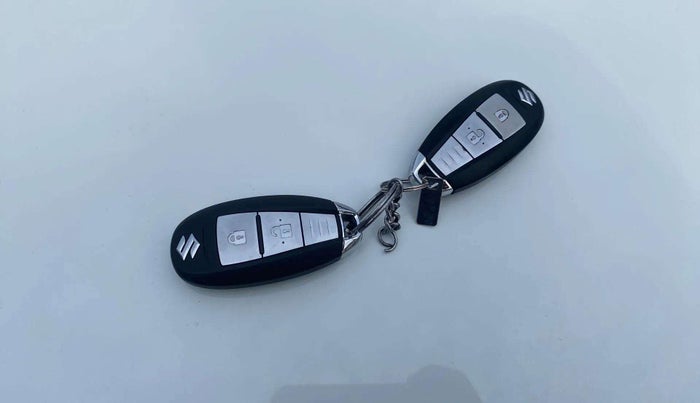 2017 Maruti Baleno ALPHA PETROL 1.2, Petrol, Manual, 19,222 km, Key Close Up
