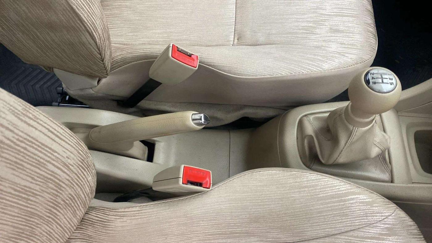 2012 Maruti Ertiga VDI, Diesel, Manual, 67,677 km, Gear Lever
