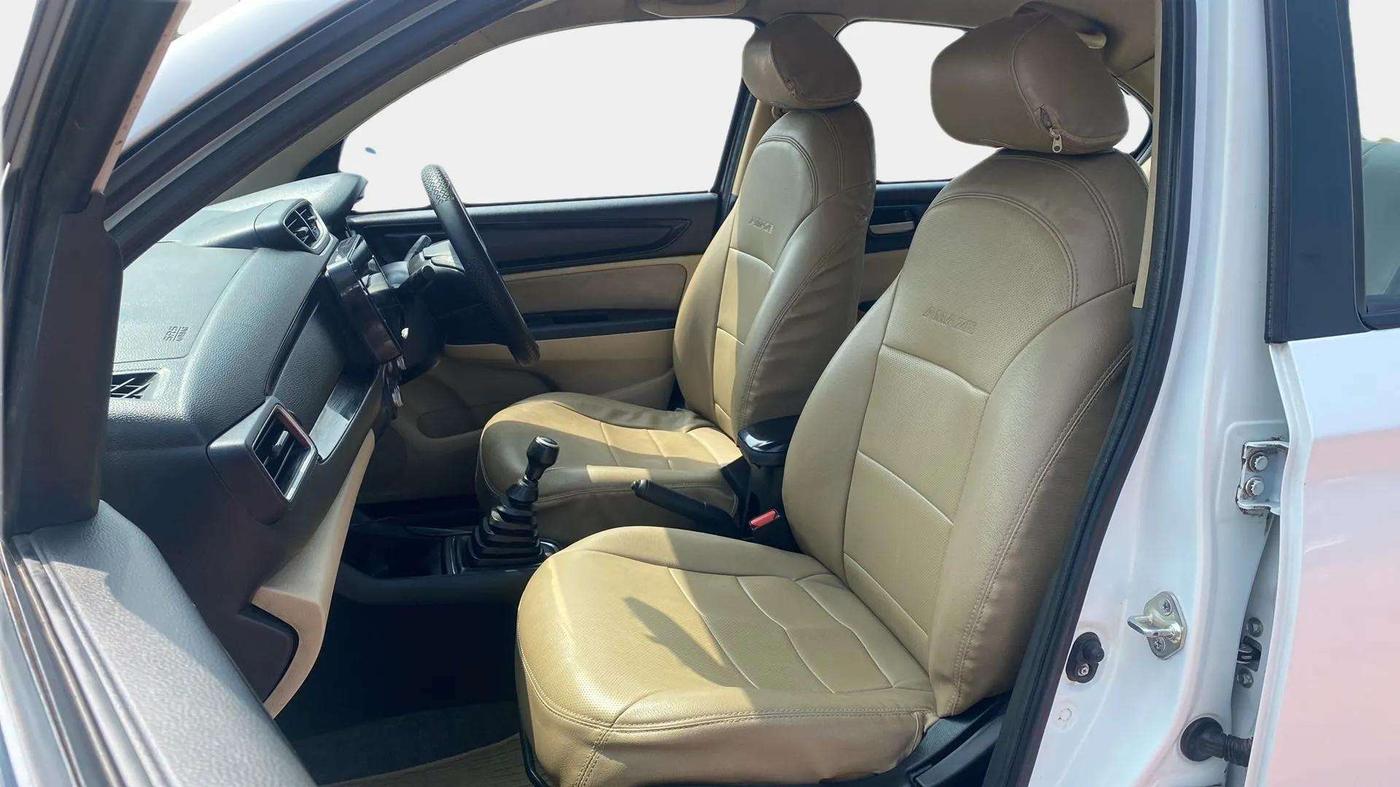 2021 Honda Amaze 1.2L I-VTEC V, Petrol, Manual, 69,081 km, Right Side Front Door Cabin