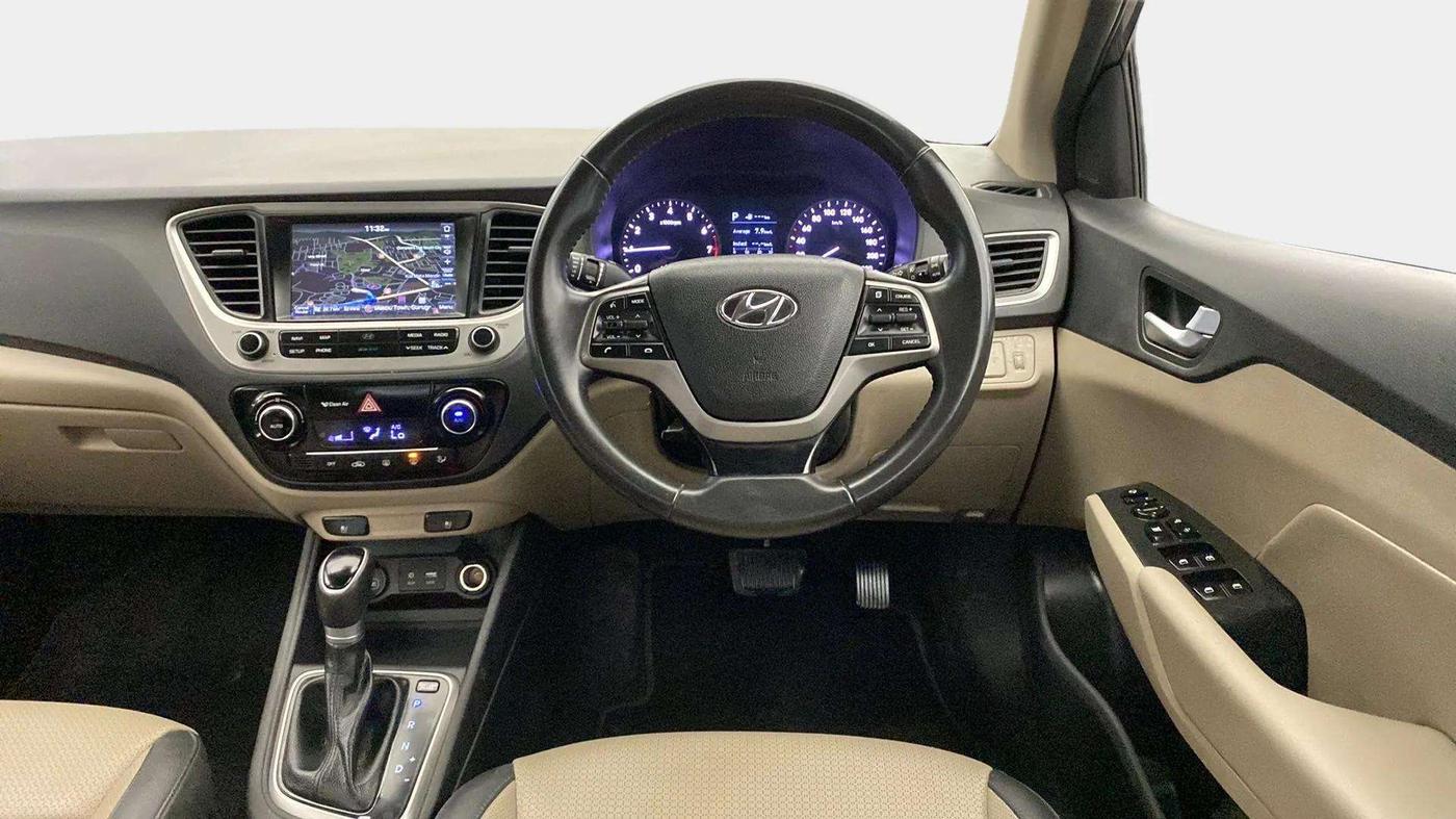 2018 Hyundai Verna 1.6 VTVT SX (O) AT, Petrol, Automatic, 49,558 km, Steering Wheel Close Up