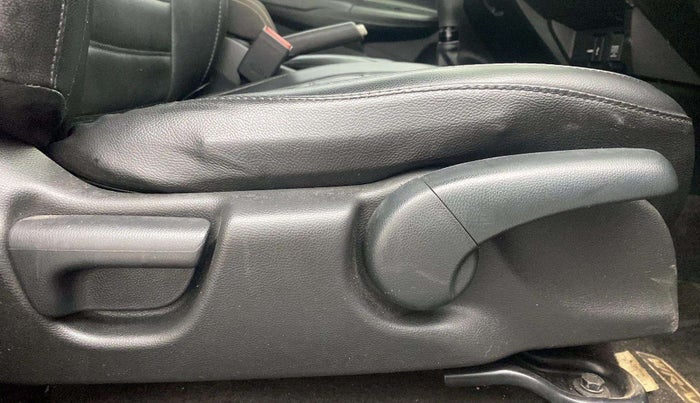 2018 Honda WR-V 1.5L I-DTEC VX MT, Diesel, Manual, 93,973 km, Driver Side Adjustment Panel