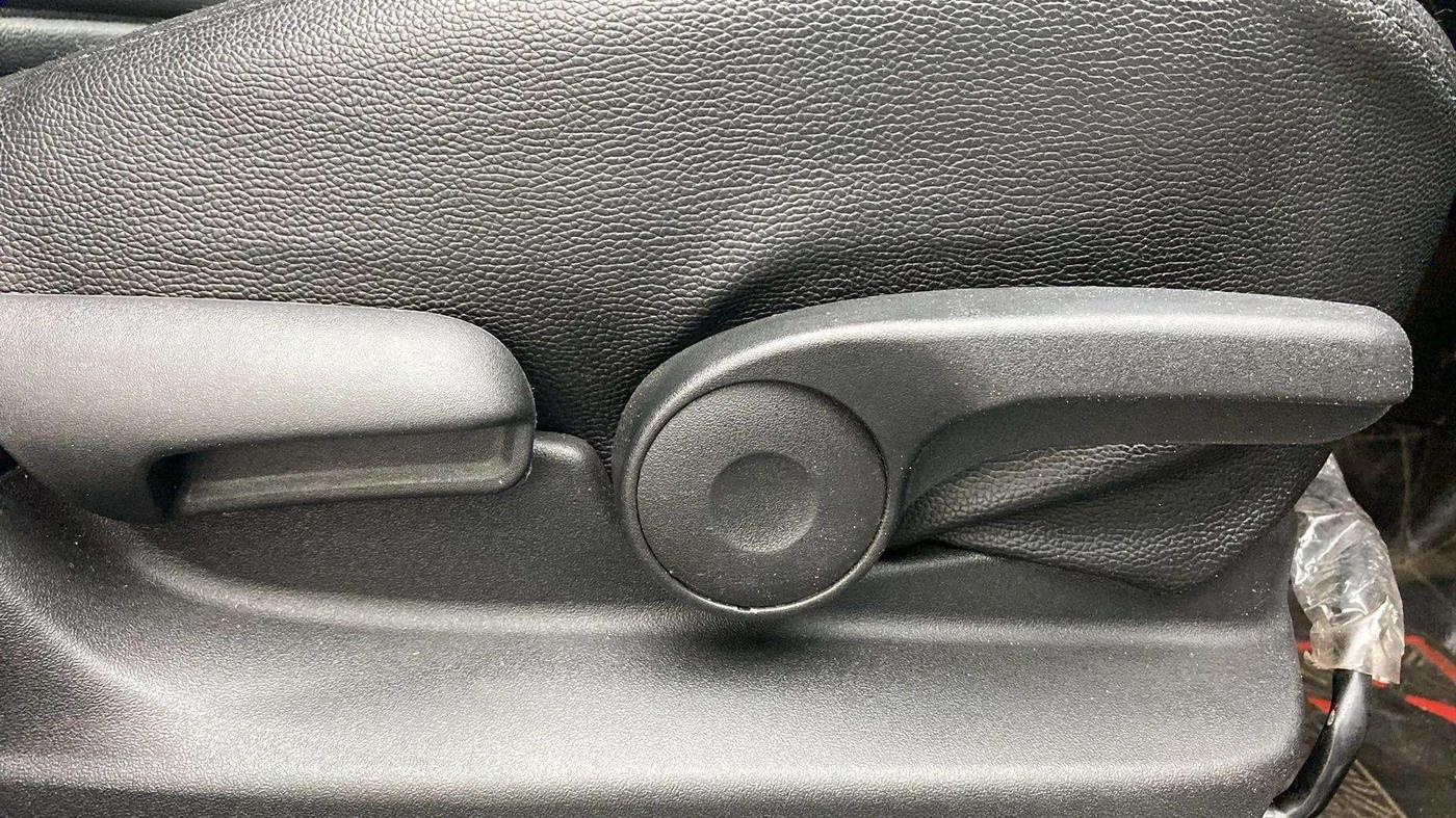 2020 Maruti Vitara Brezza ZXI PLUS, Petrol, Manual, 47,290 km, Driver Side Adjustment Panel