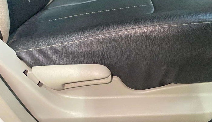 2014 Maruti Celerio VXI, Petrol, Manual, 23,988 km, Driver Side Adjustment Panel