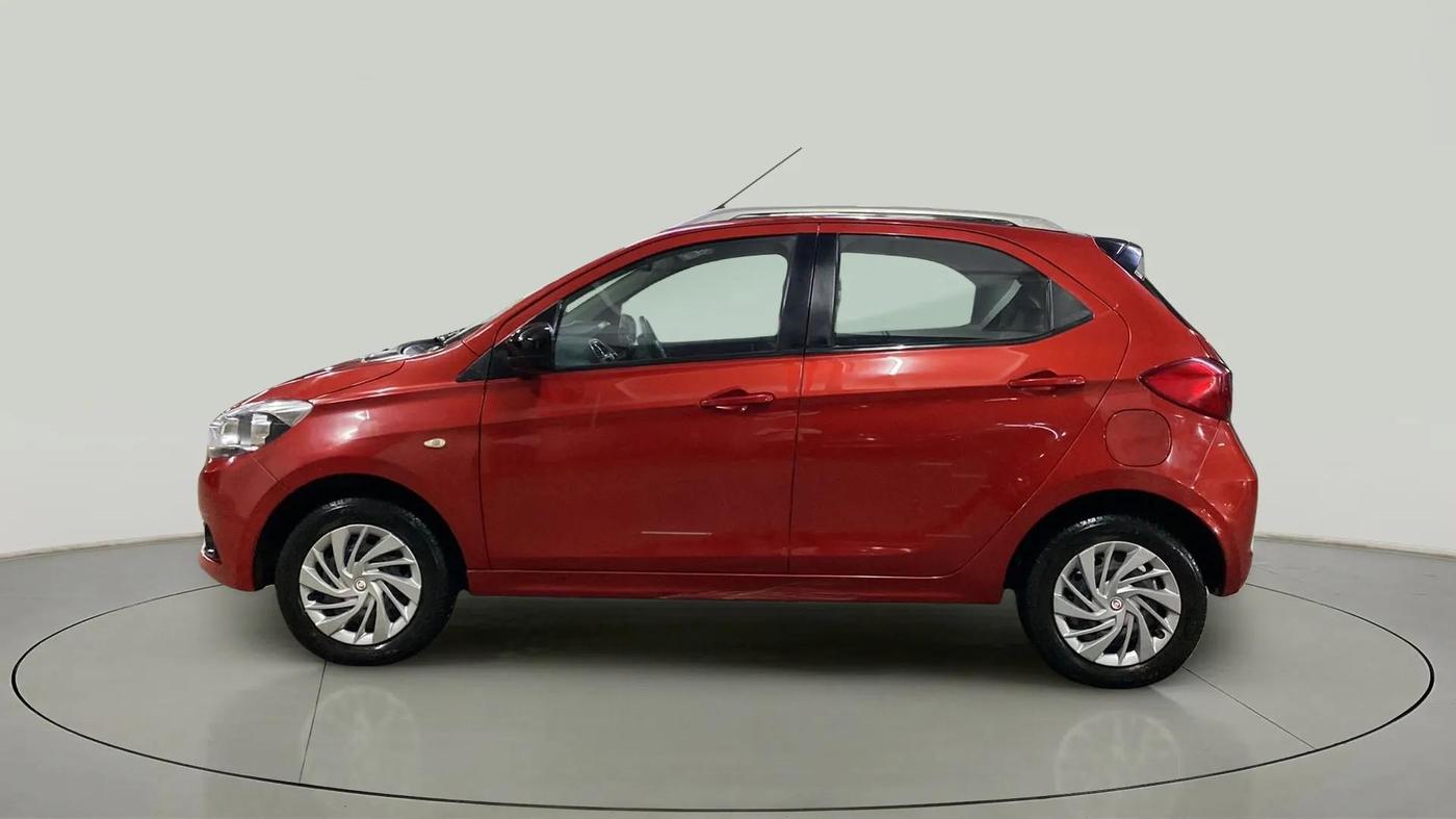 2017 Tata Tiago WIZZ EDITION PETROL, Petrol, Manual, 23,255 km, Left Side