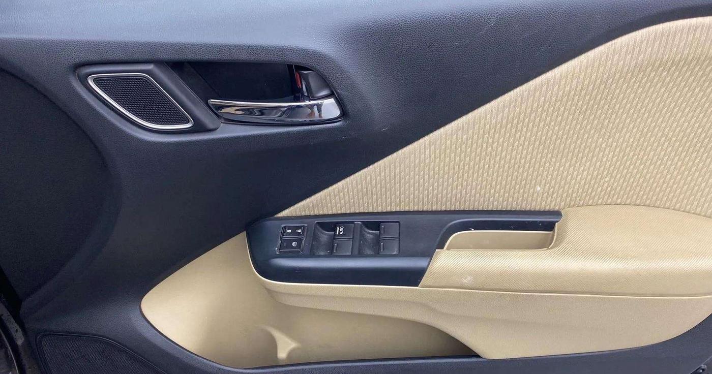 2018 Honda City 1.5L I-VTE V CVT, Petrol, Automatic, 22,580 km, Driver Side Door Panels Control