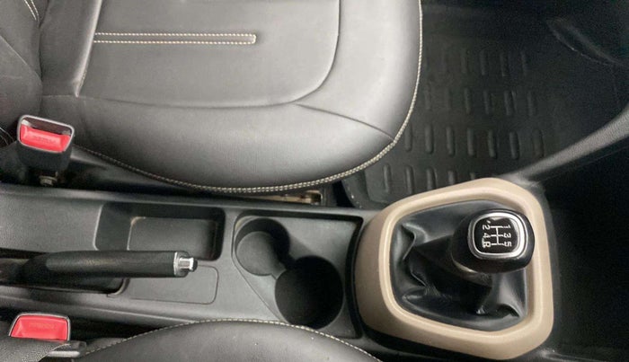 2018 Hyundai Grand i10 SPORTZ 1.2 KAPPA VTVT, Petrol, Manual, 55,683 km, Gear Lever