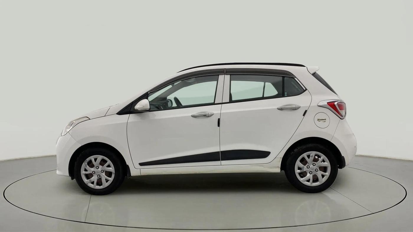 2018 Hyundai Grand i10 SPORTZ 1.2 KAPPA VTVT, Petrol, Manual, 55,683 km, Left Side