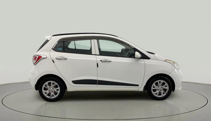 2018 Hyundai Grand i10 SPORTZ 1.2 KAPPA VTVT, Petrol, Manual, 55,683 km, Right Side View