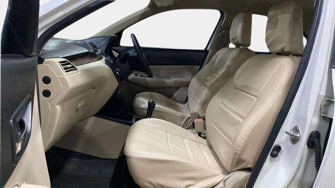 2017 Maruti Dzire VXI, Petrol, Manual, 51,731 km, Right Side Front Door Cabin