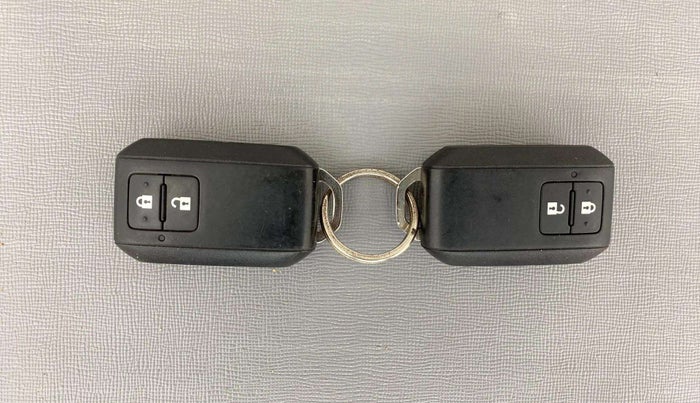 2021 Maruti Swift ZXI, Petrol, Manual, 32,870 km, Key Close Up