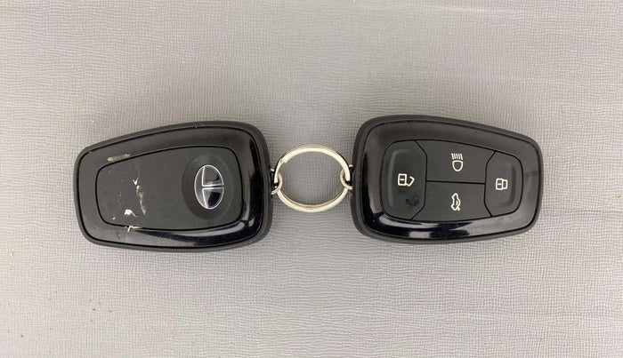 2019 Tata NEXON XZ PLUS PETROL, Petrol, Manual, 41,521 km, Key Close Up